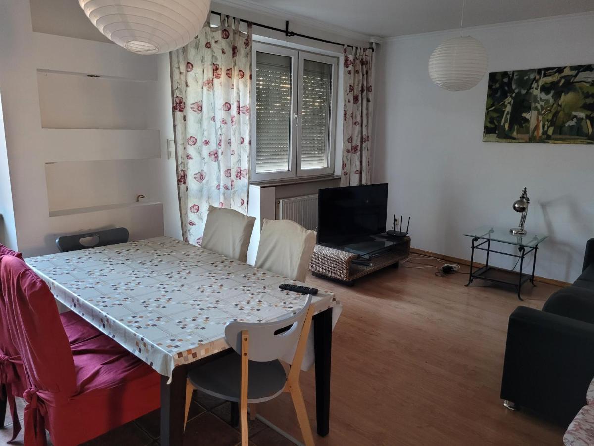 Apartament Cichy I Wygodny Stalowa Wola Extérieur photo